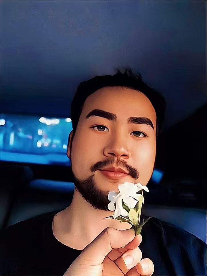Portrait of Dafeng Wei
